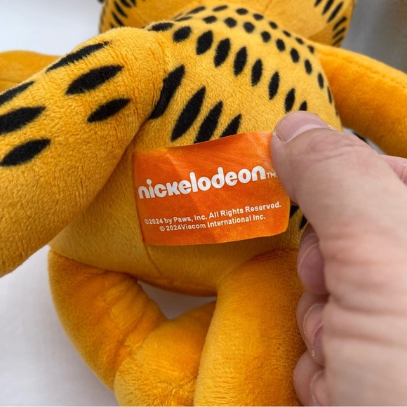 Garfield Plushie 13” Stuffed Animal Collectible Fat Orange Striped Cat Kitty - Picture 5 of 9